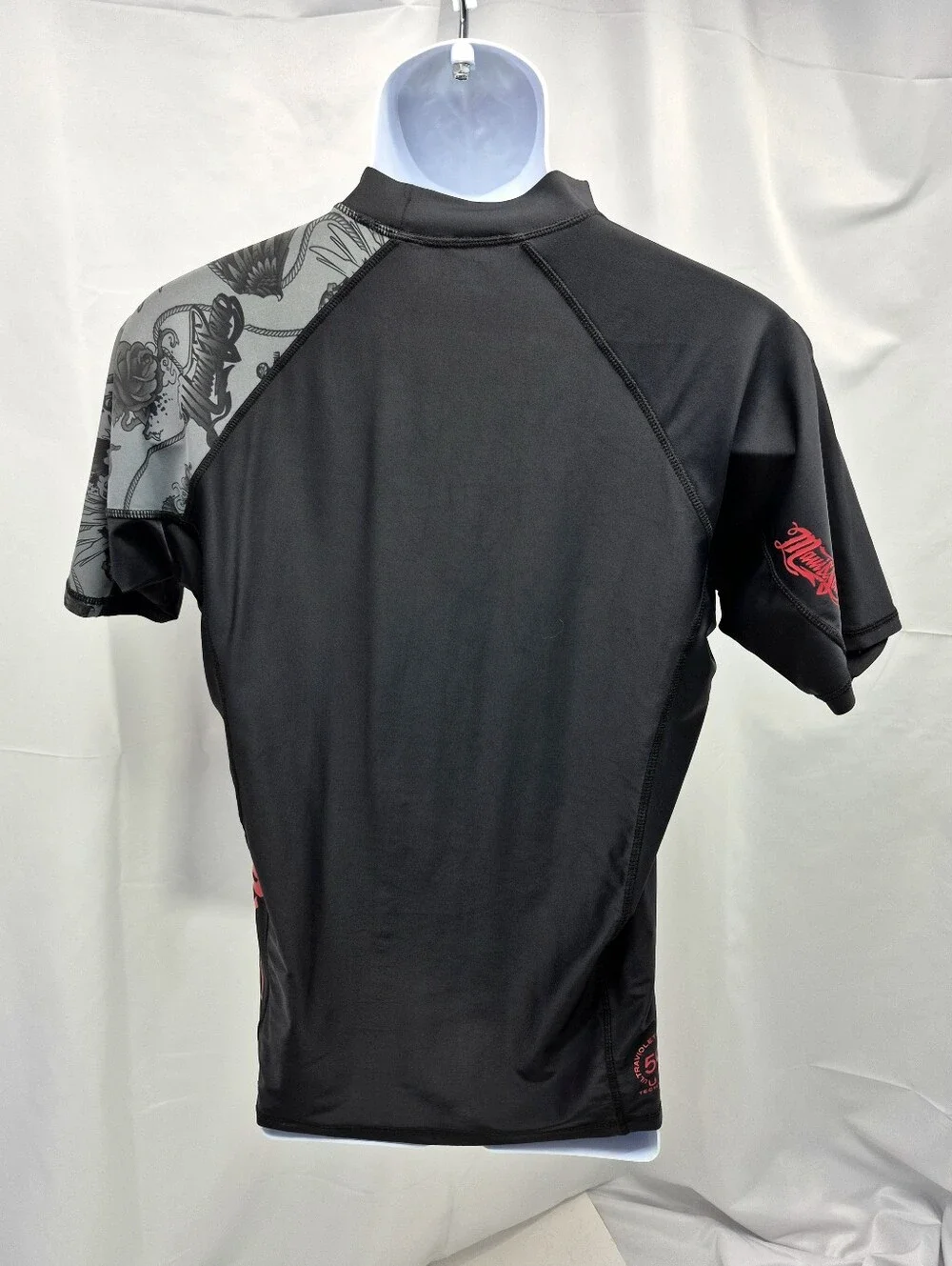 Y2K Maui & Sons Black Short Sleeve Surf Rash Guard Medium Swim Sporty Beachwear